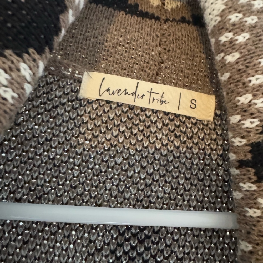 Tribal Patterned Cardigan - Picture 2 of 3